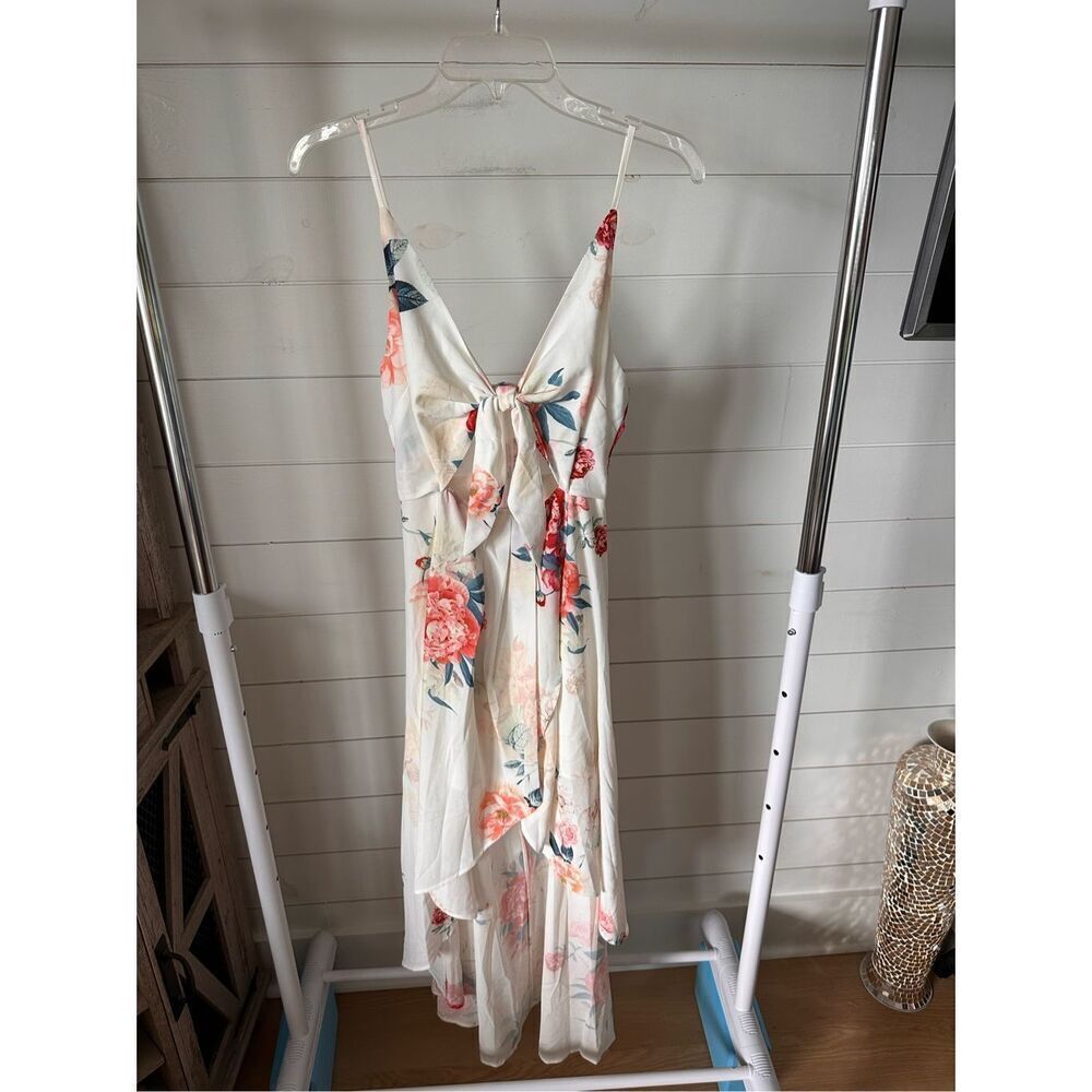 Hello Molly‎ Cutout Hi-Lo Dress Womens S White Floral Wedding Honeymoon Bridal